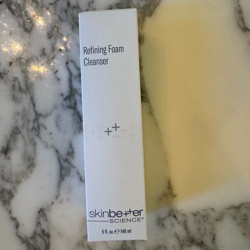 NIB SkinBetter Science Refining Foam Cleanser – 5 fl oz Exfoliating & Hydrating